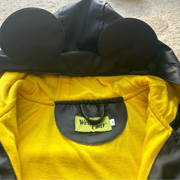 Western Chief kids Mickey jacket size 5 NWOT - Picture 3 of 4
